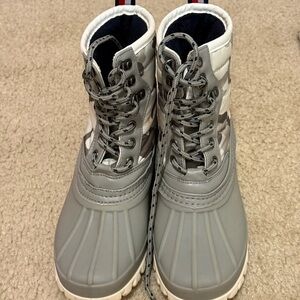 Stylish Gray Men's Boots